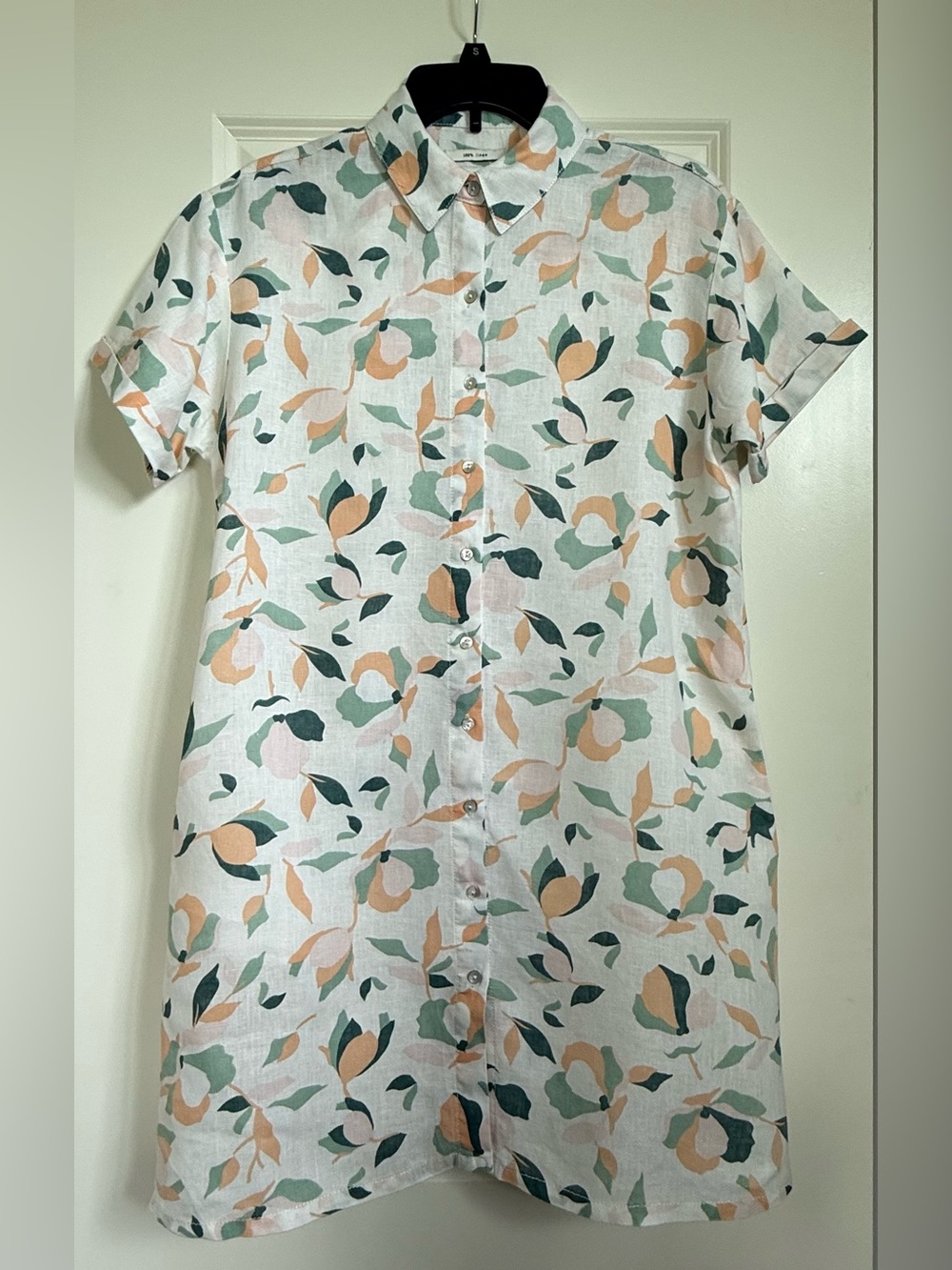 Women’sShort-Sleeve Button-Down Shirt Dress in White with Green & Peach Print